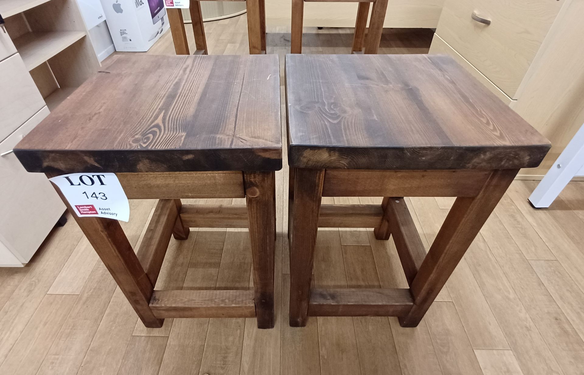 2 x Timber bar stools - Image 2 of 3