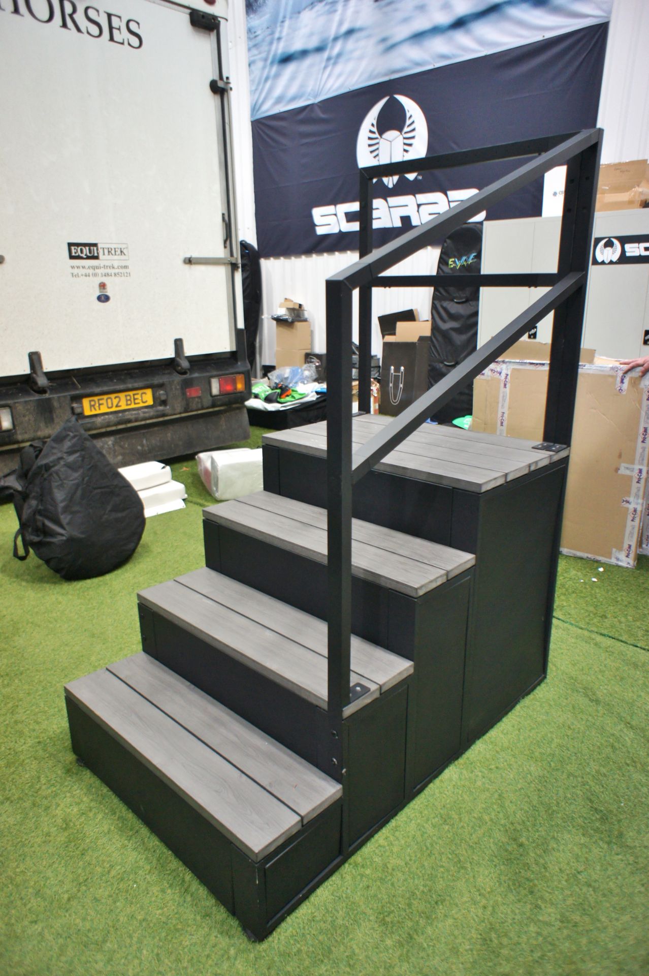 4-tread steel framed steps with handrail, 830mm high