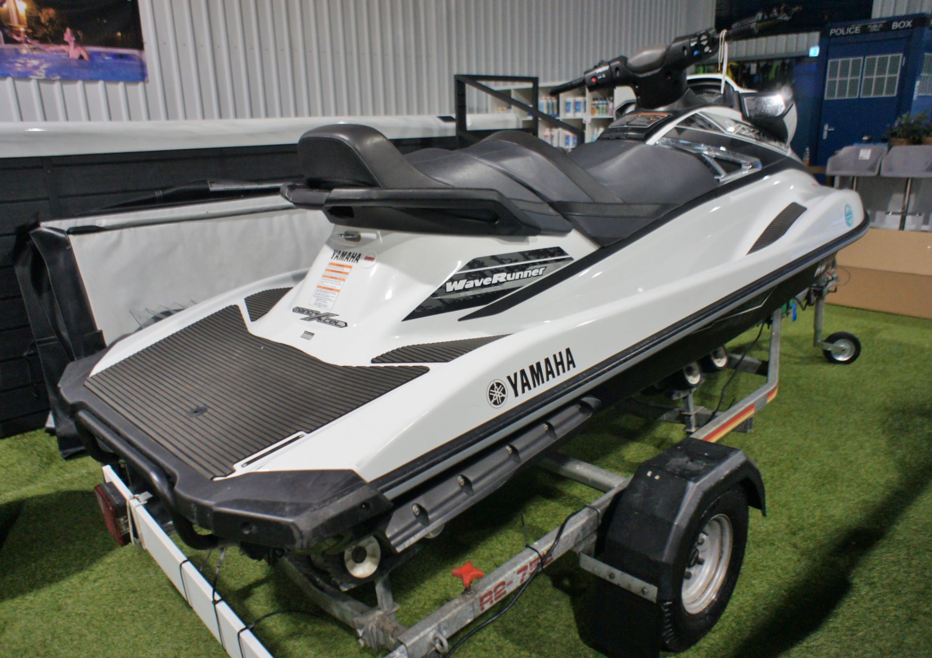 Yamaha VX1050A-R WaveRunner jet ski - Image 7 of 8