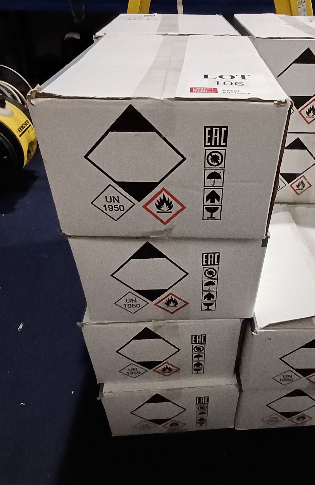 4 Boxes of Hygienex antibacterial spray - Image 2 of 4