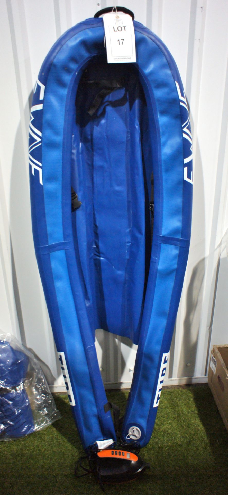 Ewave Jet board inflatable training tube - Image 2 of 4