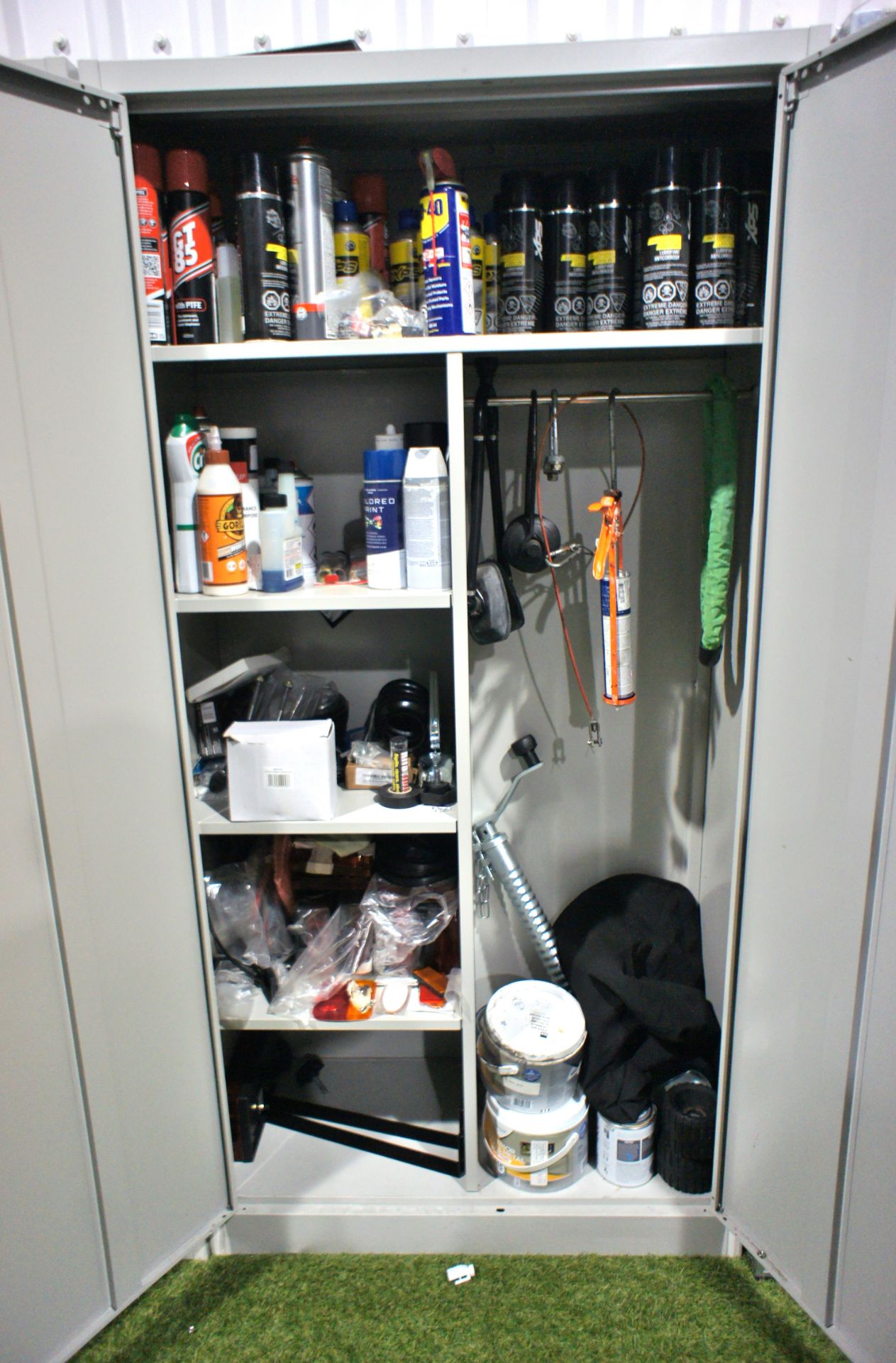 Metal double-door storage cabinet with contents - Image 2 of 6