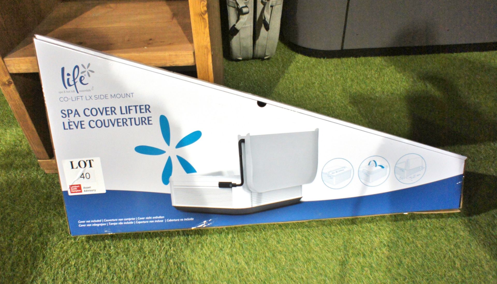 Life Spa cover lifter - Image 2 of 3