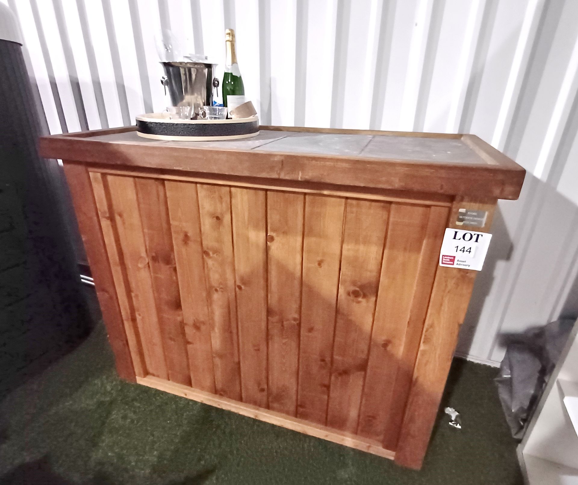 Evoke outdoor timber bar with slate top