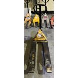 Pallet truck