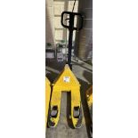 Pallet truck