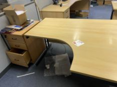 Light wood effect L shaped office desk (1160mm x 1120mm)