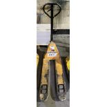 Pallet truck