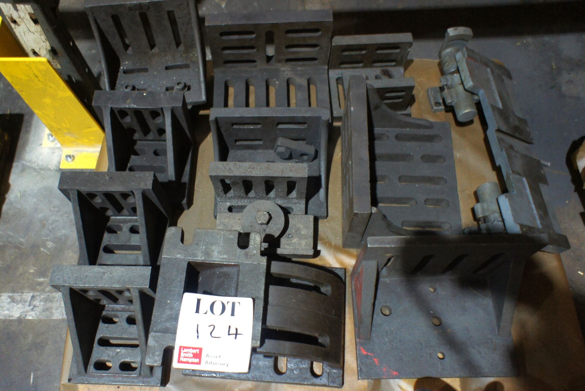 12 Various precision clamping blocks