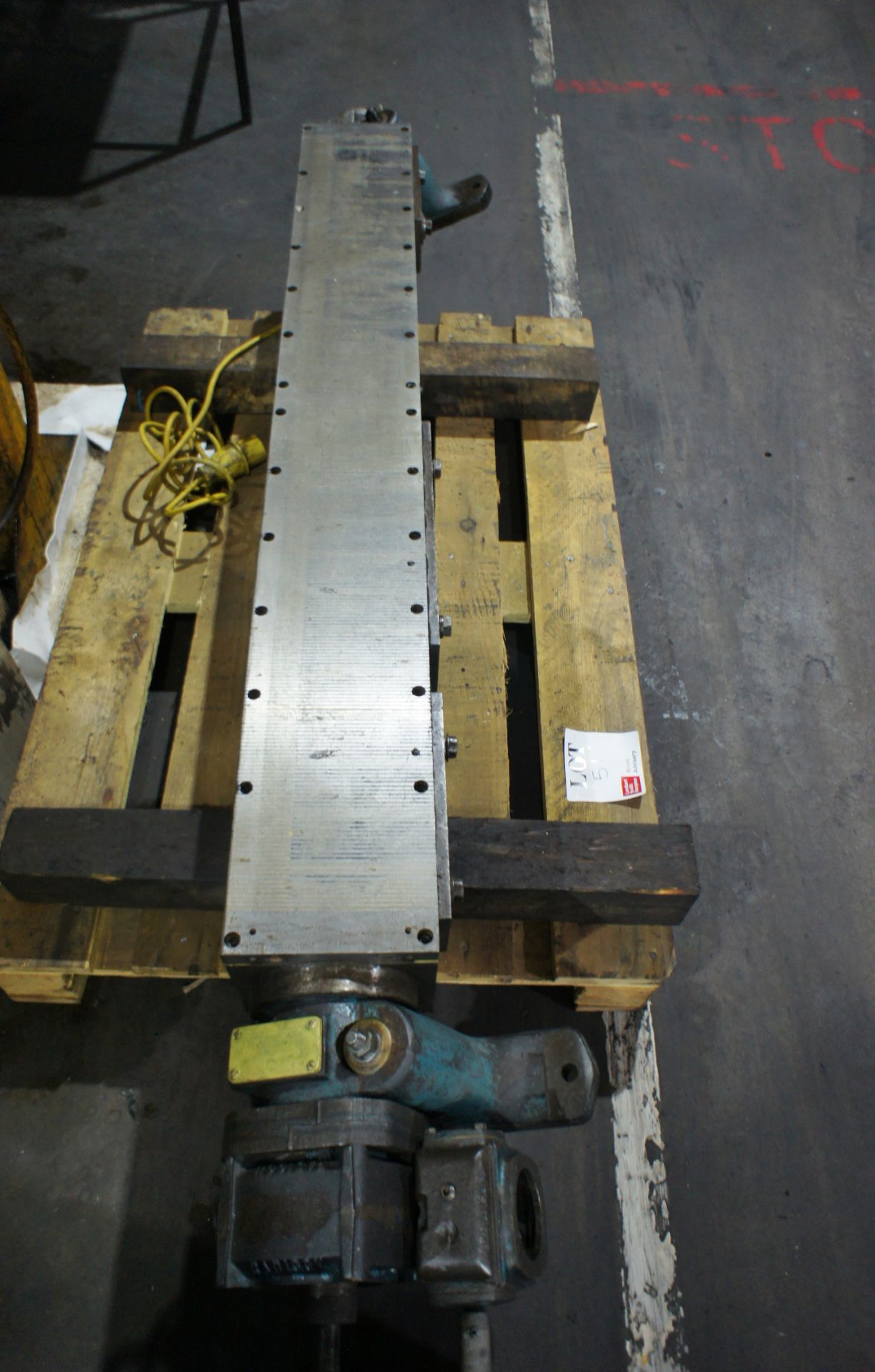 Huphreys 54" x 7" adjustable magnetic machining table - Image 2 of 4
