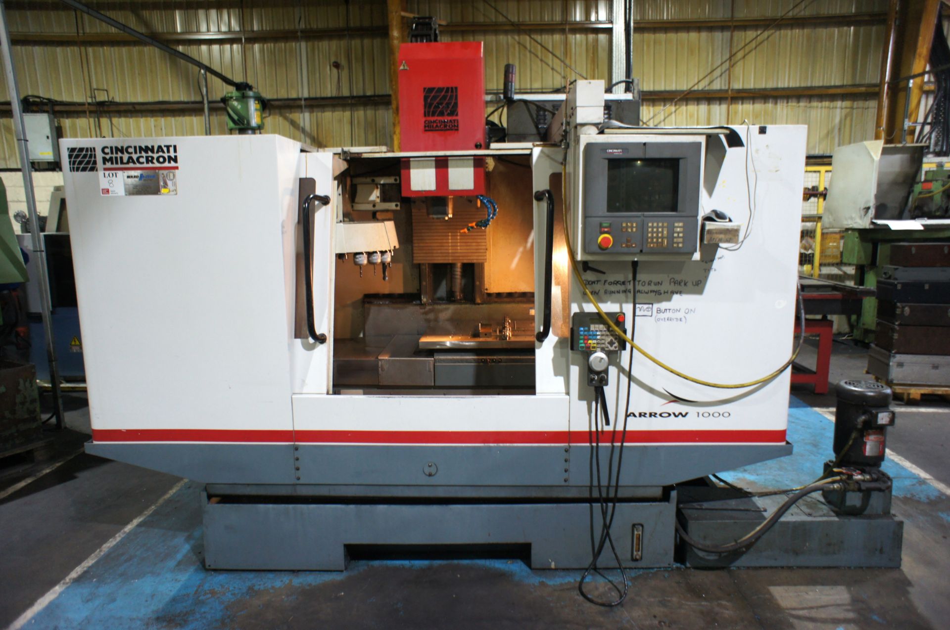 Cincinnati Milacron Arrow 1000, 3-axis CNC vertical machining centre - Image 2 of 11