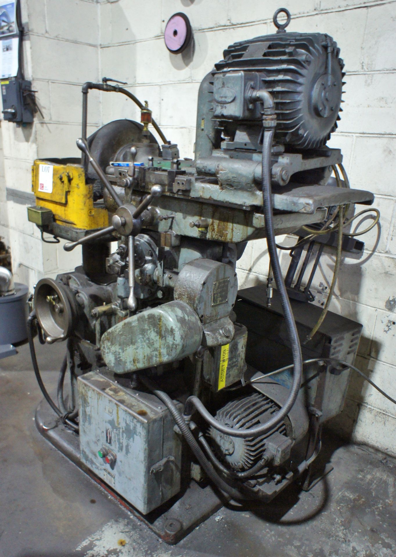 Churchill horizontal rotary surface grinder with 12" magnetic chuck