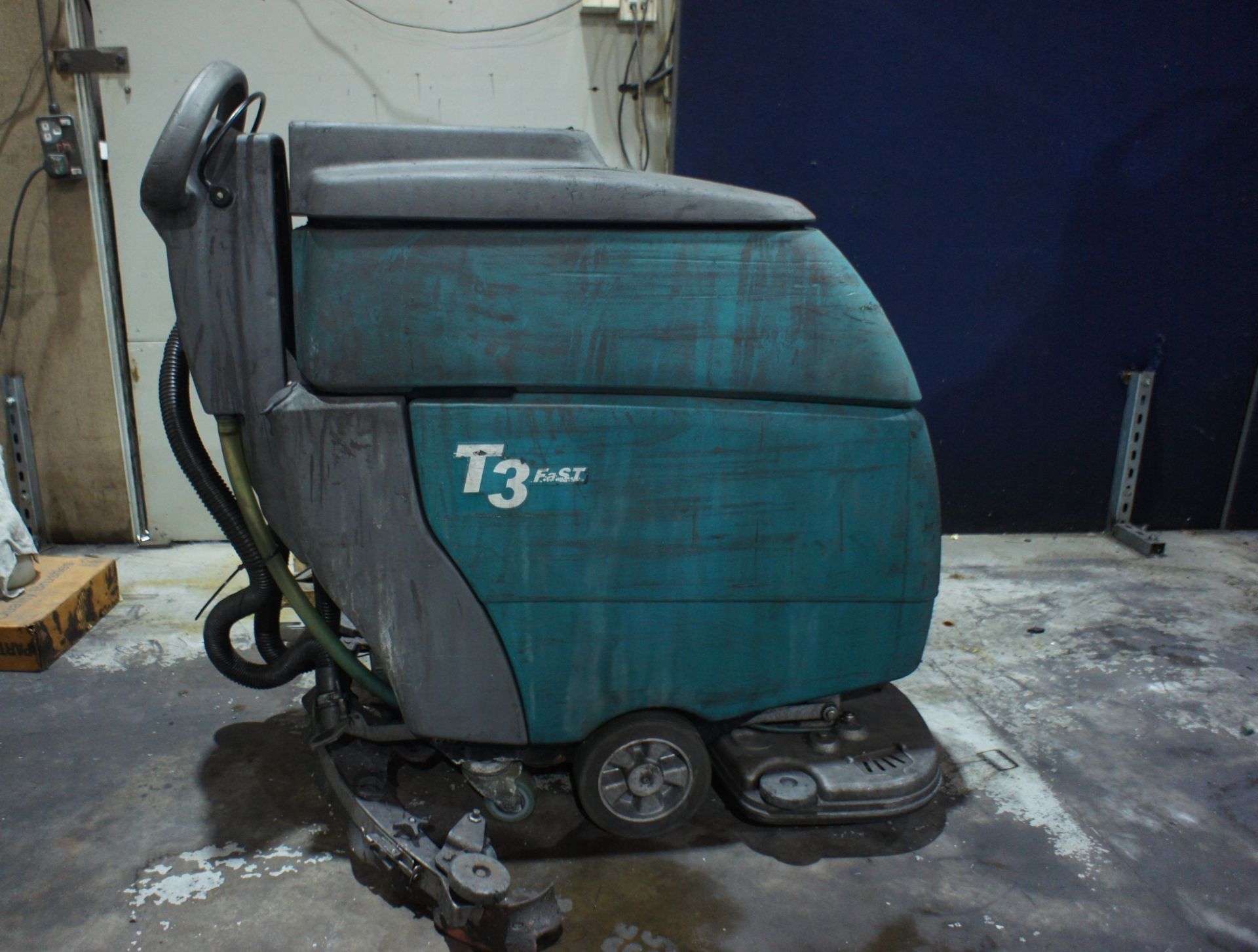 Tennant T3 Fast pedestrian scrubber dryer