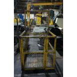 Fork lift truck lifting cage