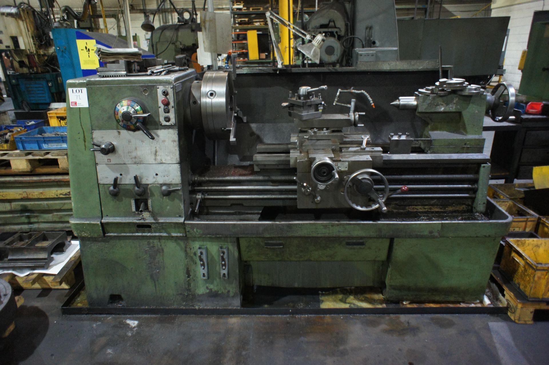 Colchester centre lathe with 3-jaw chuck - Bild 3 aus 8