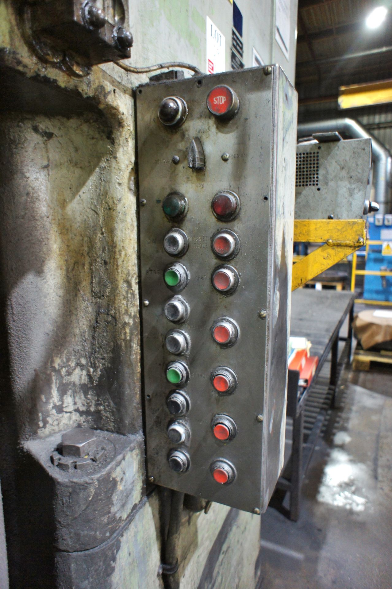 Lumsden 91ML vertical segmental grinder - Image 5 of 8