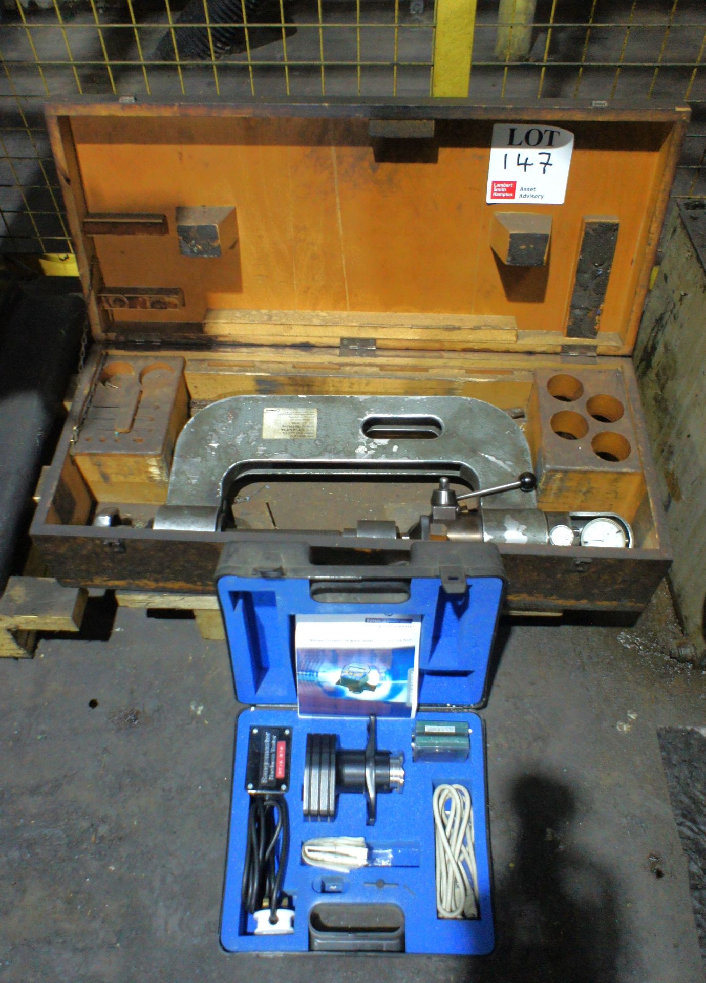 Reicherter portable hardness tester