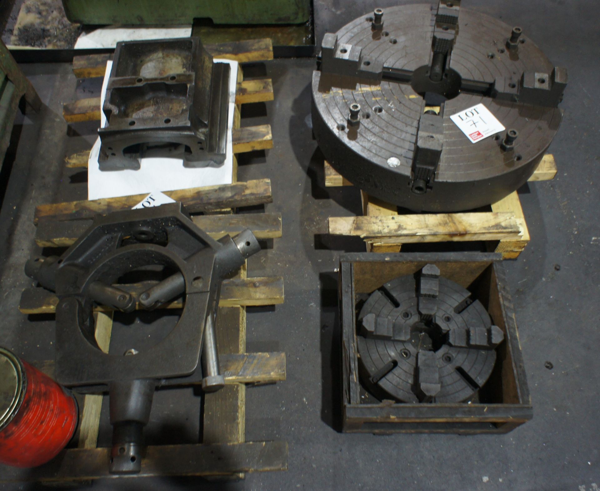 Colchester centre lathe with 3-jaw chuck - Image 7 of 8