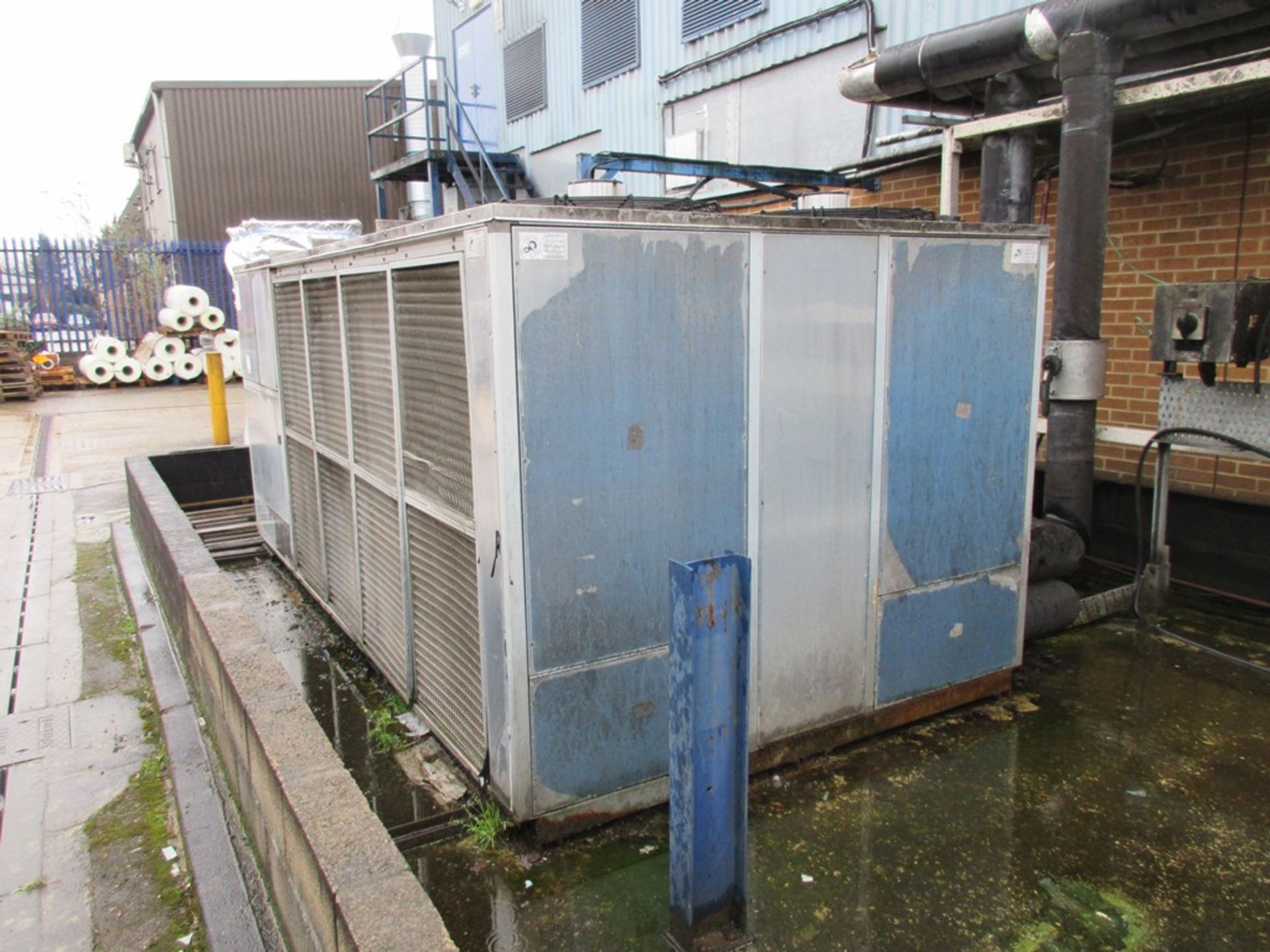 Euroclimate 6 fan chiller unit with 2 x compressors NB: This item has no record of Written Scheme of - Bild 3 aus 5