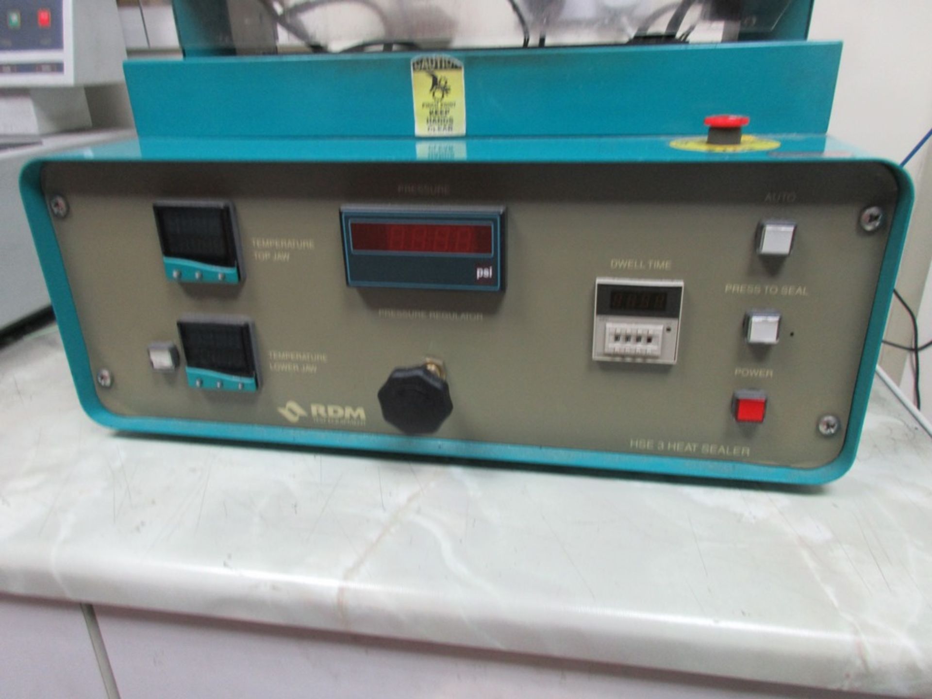 RDM Test equipment HSE-3 benchtop laboratory heat sealer, s/n: 7265 - Image 2 of 3