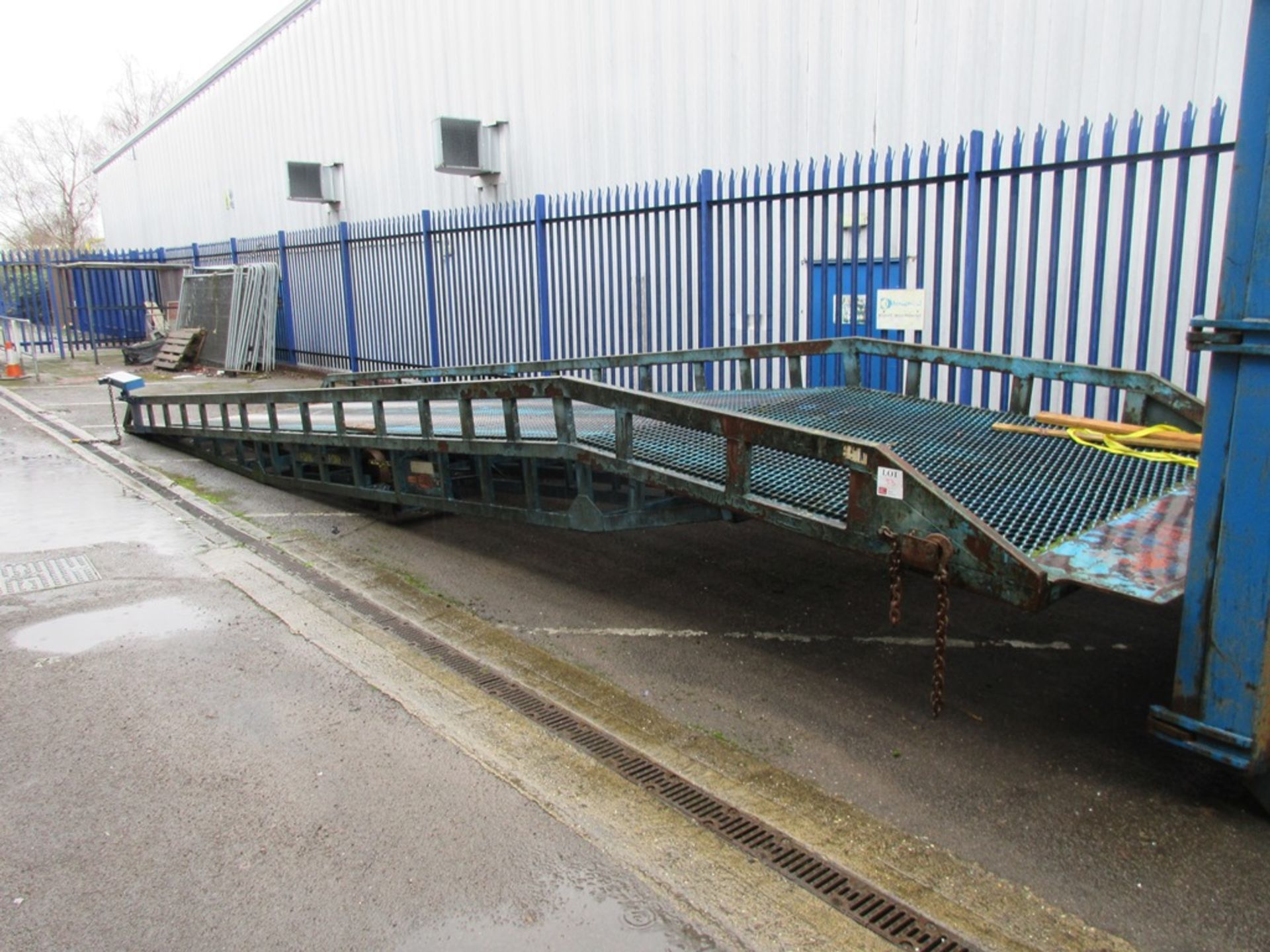 Chase Equipment Limited loading ramp, product code MOD10, s/n: 951 (1996), SWL 10,000kg, approx. - Bild 2 aus 4