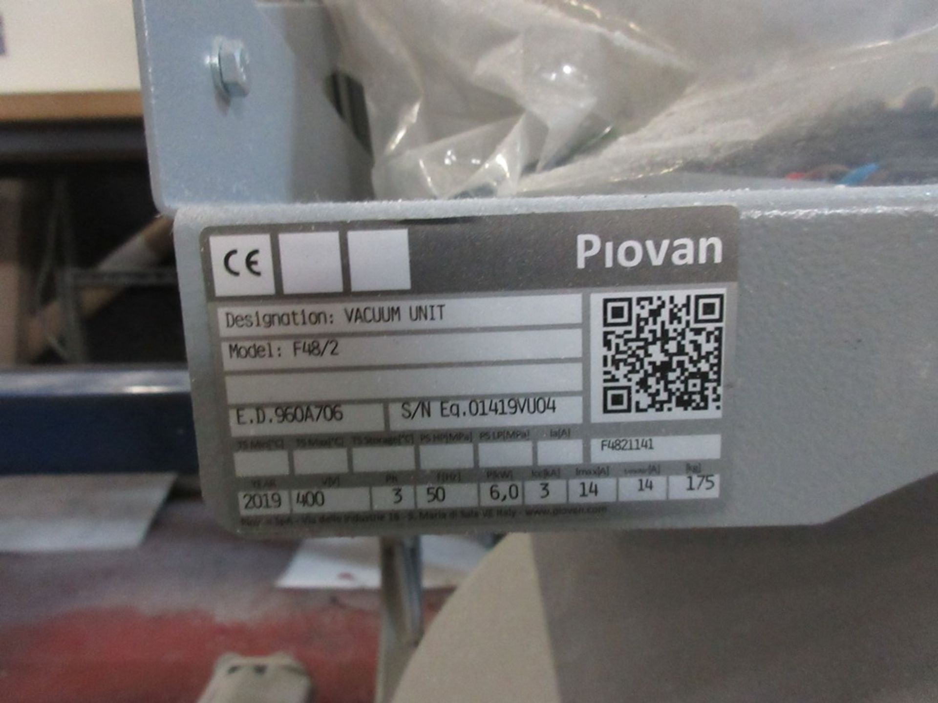 Piovan standalone system comprising: - Piovan DP644 dryer, s/n: eq 60000 (2019) - Piovan vacuum - Image 10 of 11