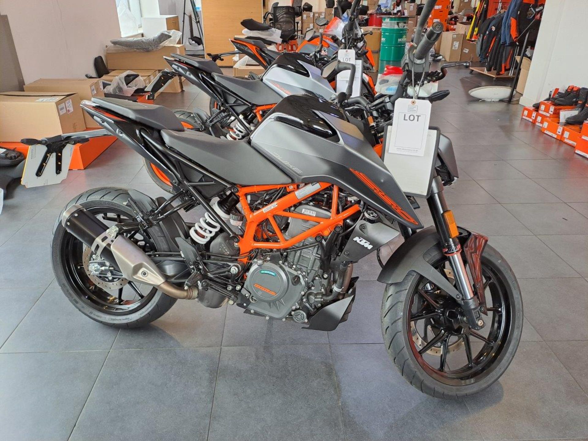 KTM Duke 390 Motorbike (April 2023) - Image 4 of 19