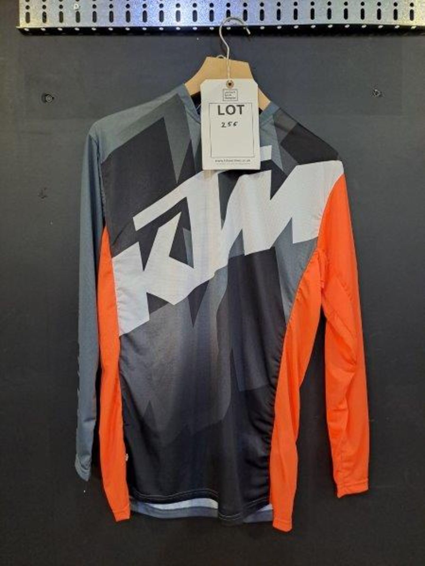 KTM Fashion Clothing - Image 6 of 11