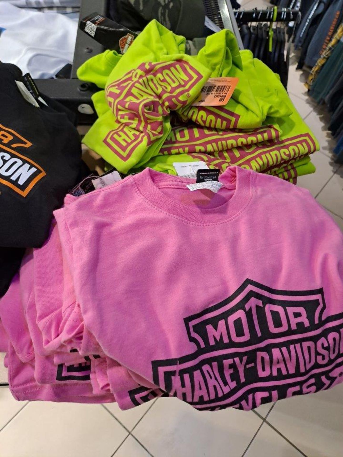 Quantity of Harley Davidson Childrens Clothing, including 1 x Jacket & approx. 40 t-shirts - Image 3 of 8