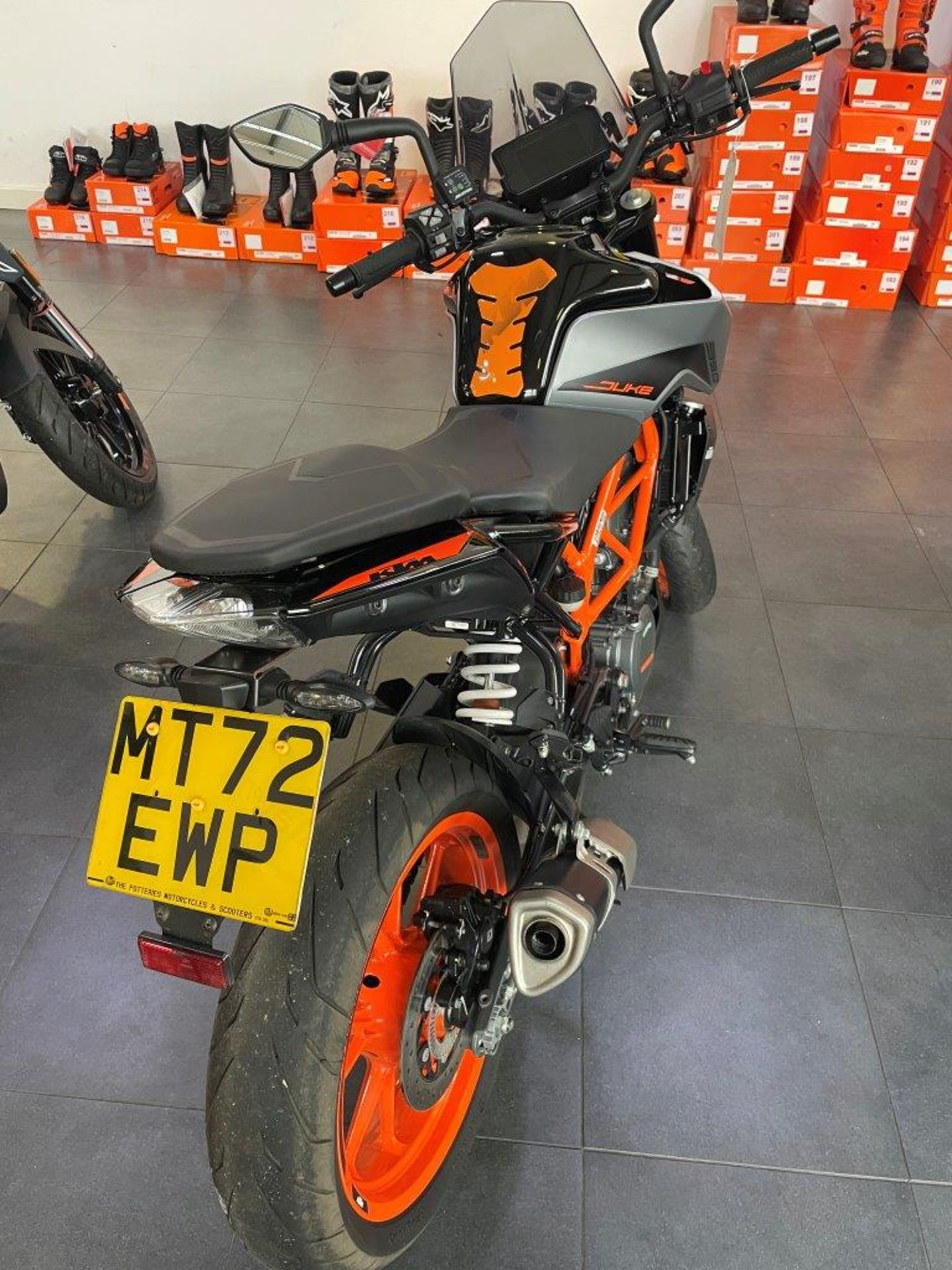 KTM Duke 390 Motorbike (October 2022) - Image 12 of 19