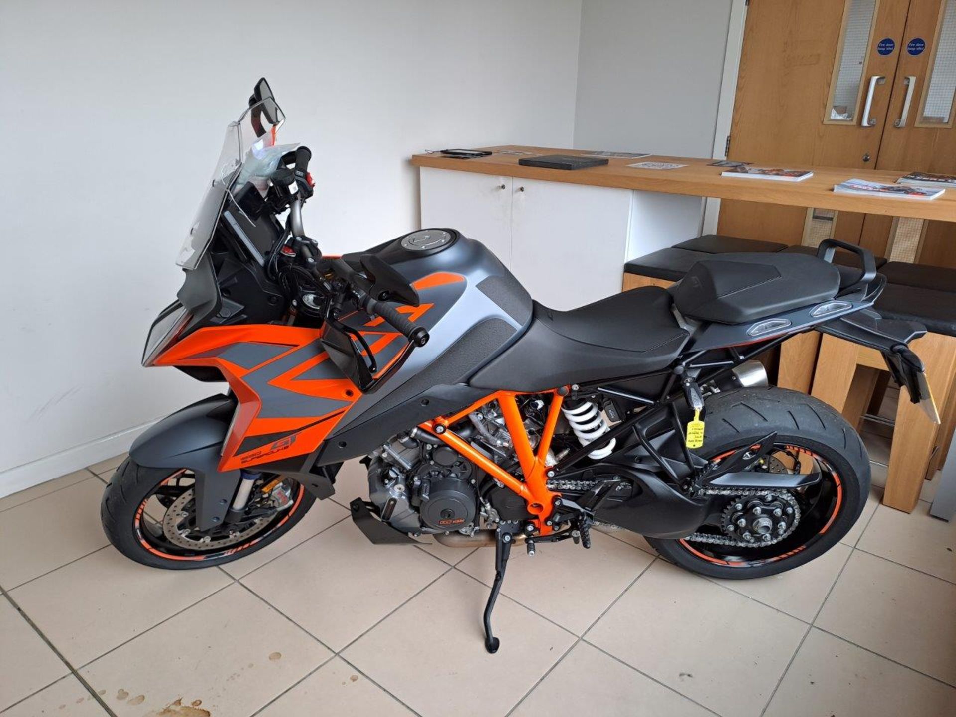 KTM Super Duke GT 1290 Motorbike (December 2022) - Image 6 of 20