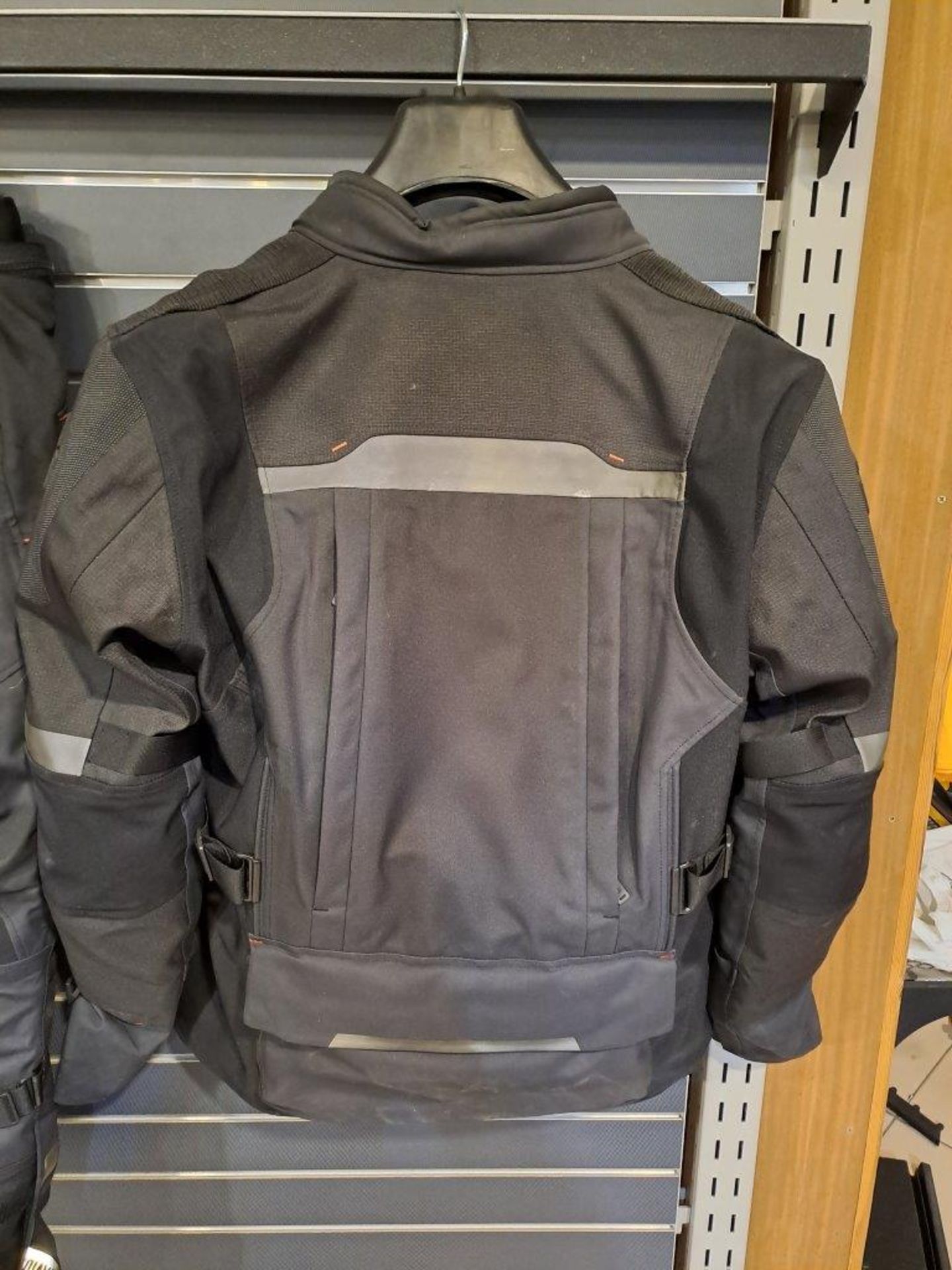 Harley Davidson Passage Jacket Jacket Large & Trousers 36x32 - Image 7 of 10