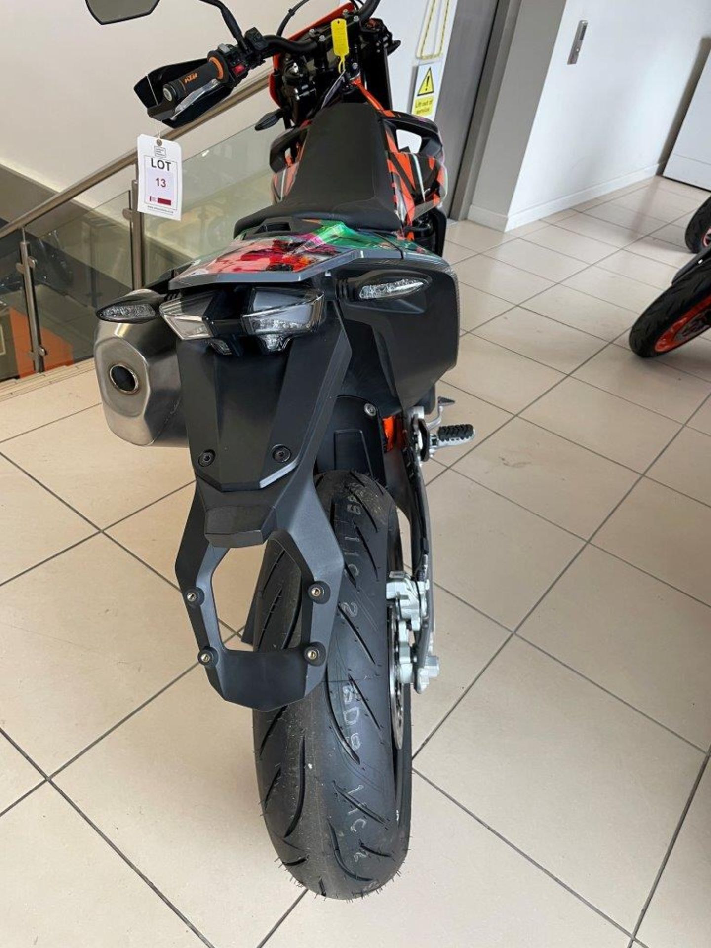 KTM 690 SMC R Motorbike (Unregistered) - Bild 14 aus 16