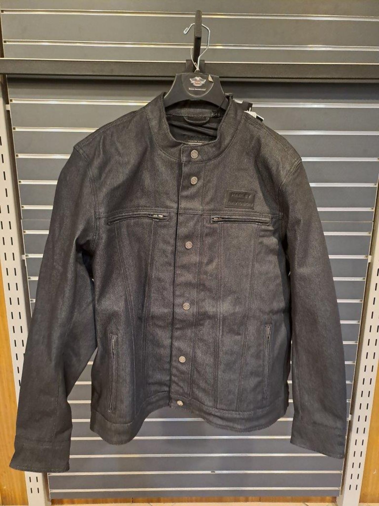 Harley Davidson Chisel Denim Trucker 2XL Mens Jacket - Image 5 of 9