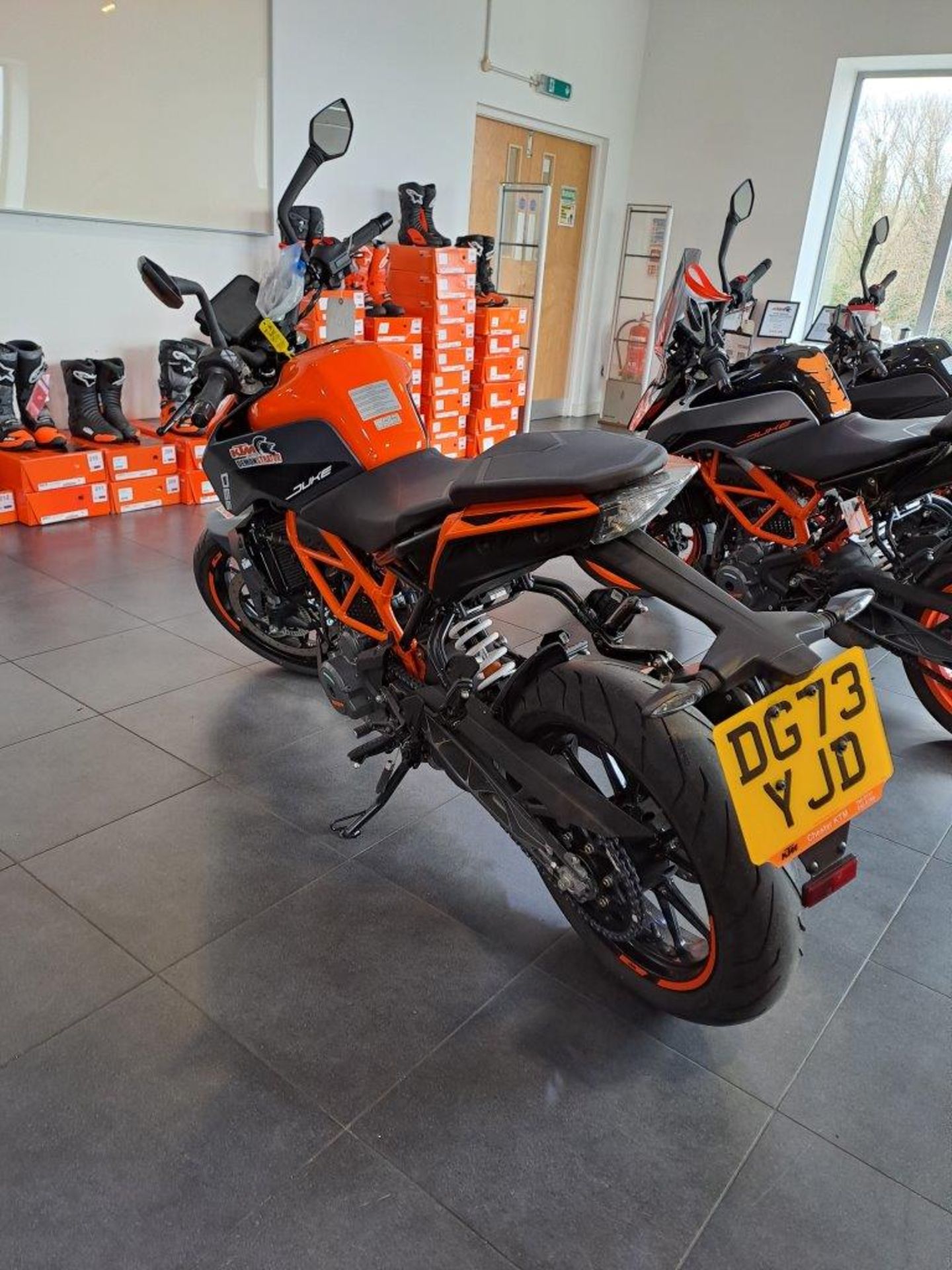 KTM Duke 390 Motorbike (September 2023) - Image 4 of 16