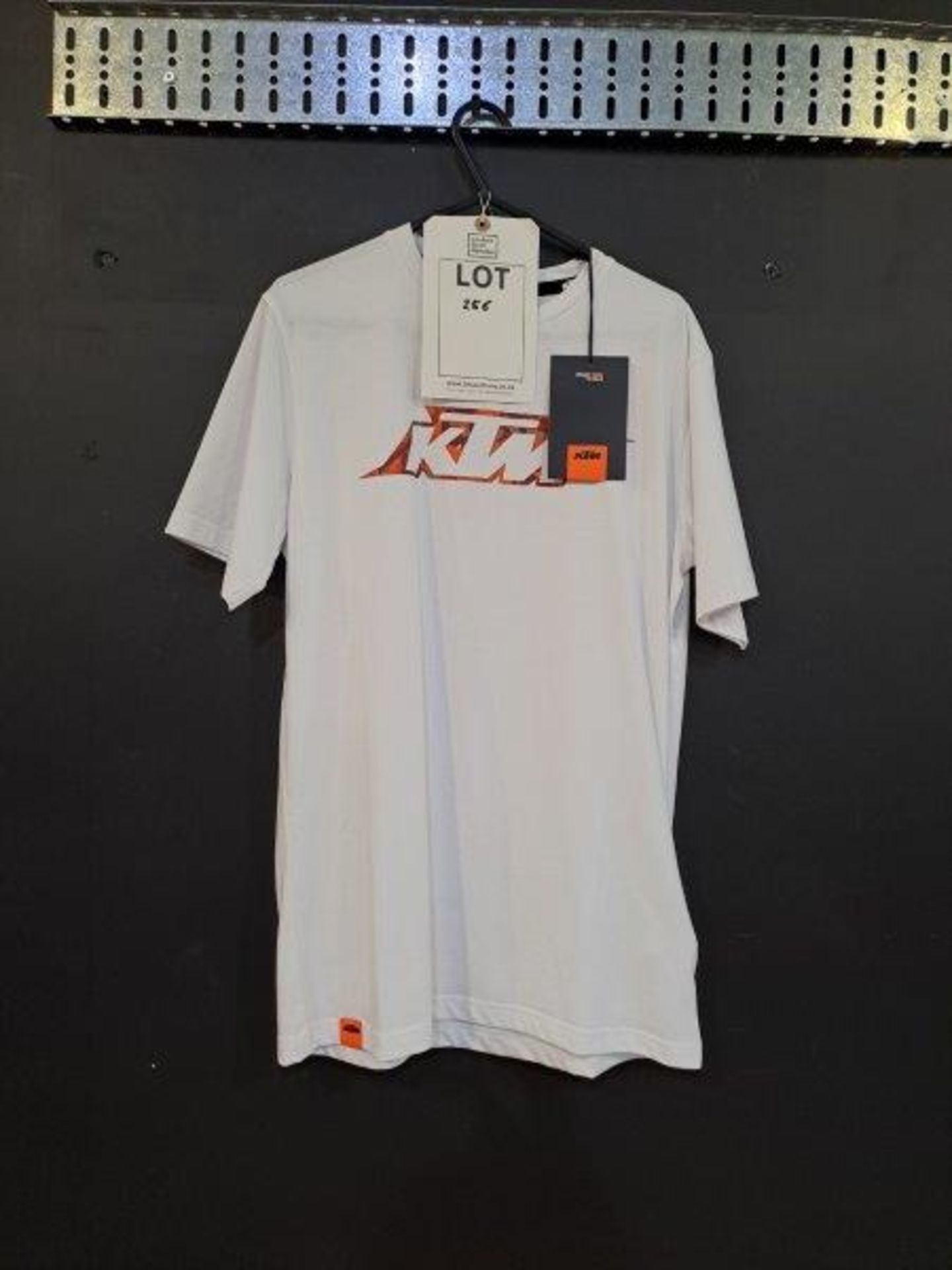 KTM Fashion Clothing - Image 9 of 13