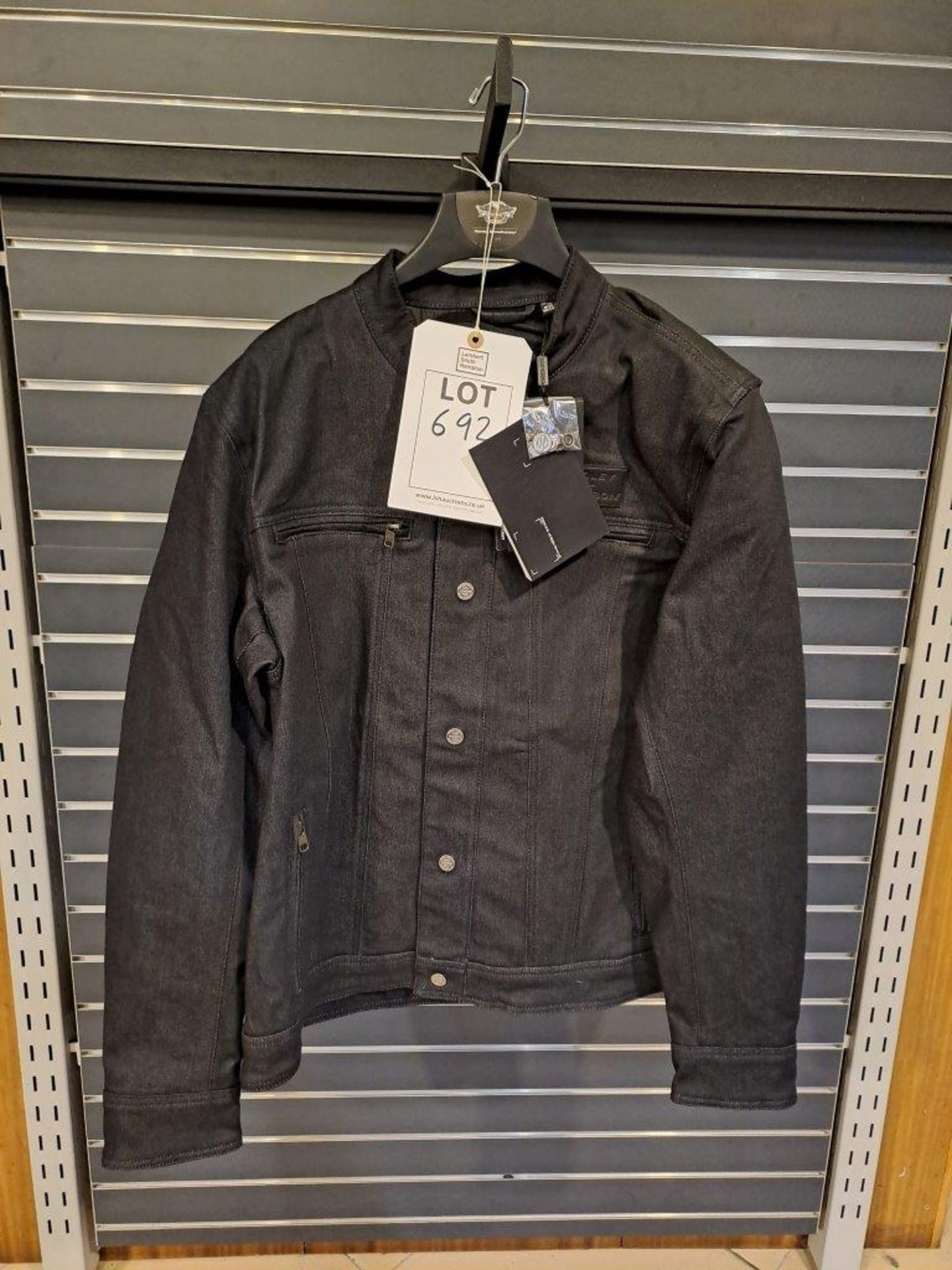 Harley Davidson Chisel Denim Trucker XL Mens Jacket - Image 2 of 8