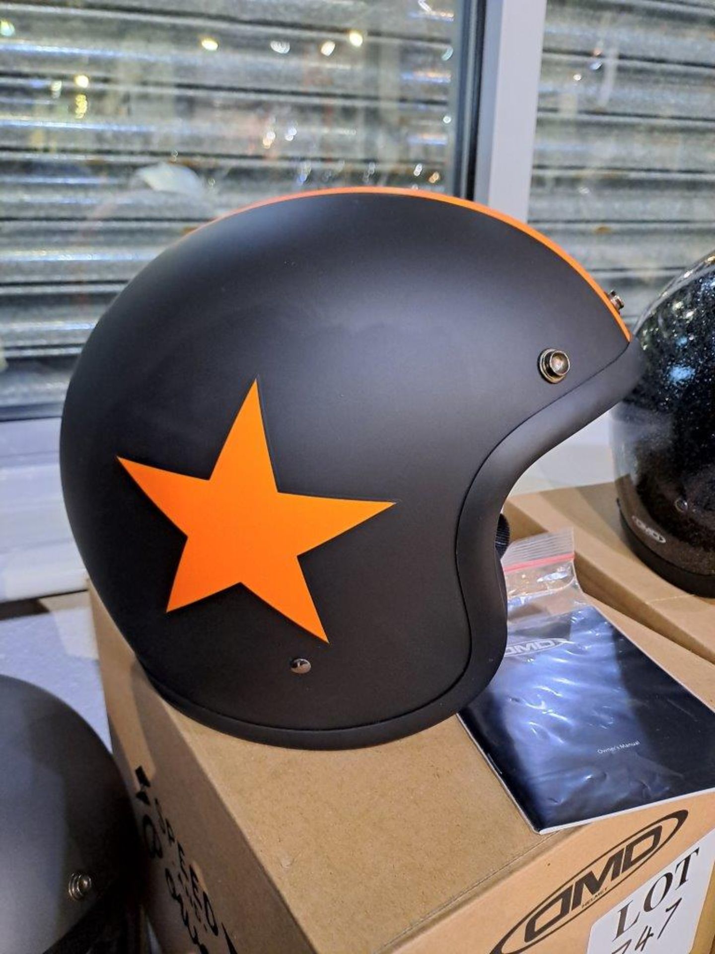 OMD Vintage Star Orange XL Helmet - Image 3 of 6