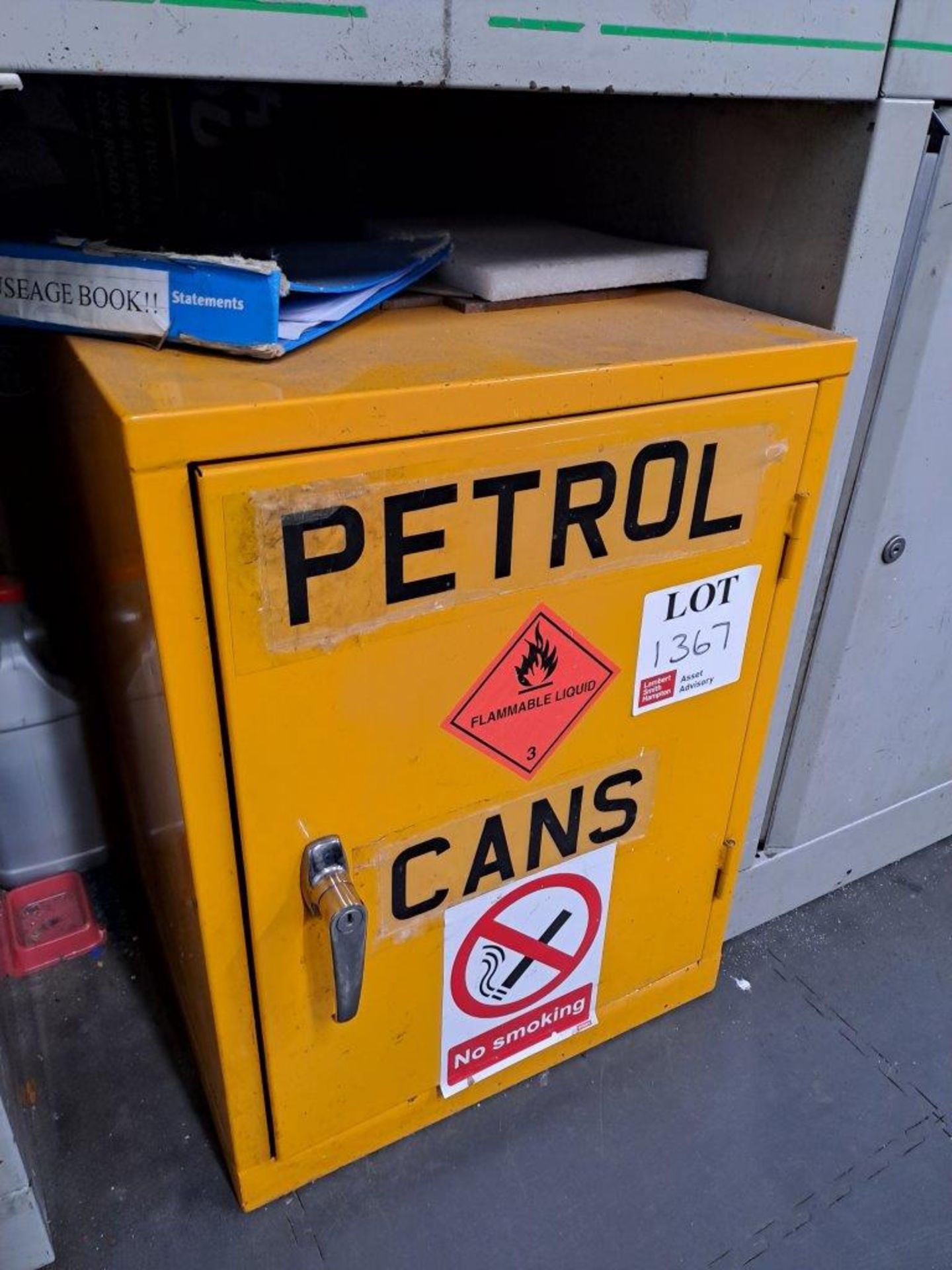 Single door Harardous Chemical Storage cupboard with Gerry Can - Image 2 of 5