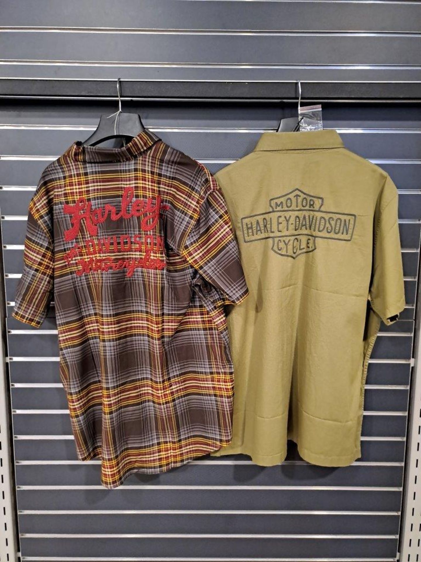 2 x Harley Davidson XL Mens Short Sleeve Shirts - Image 3 of 5