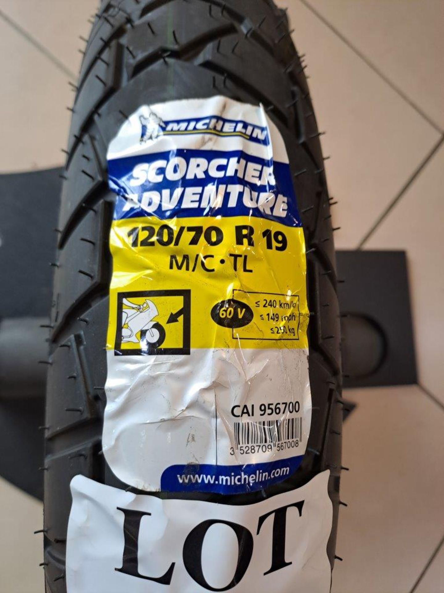 Michelin Scortcher Adventure 120/70 R19 Tyre - Image 2 of 4