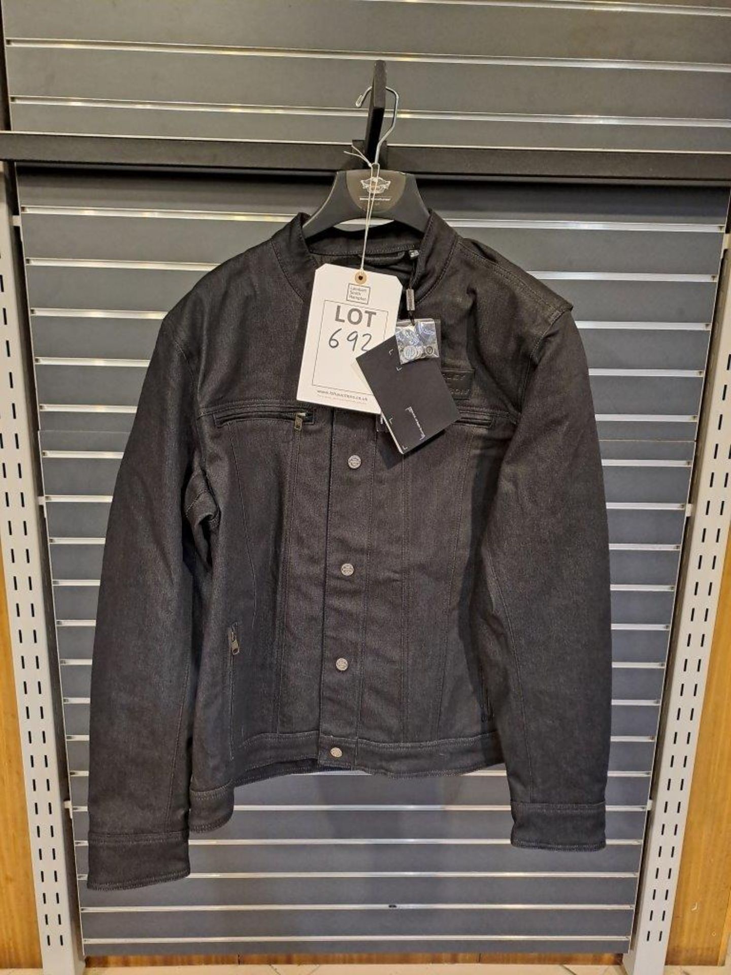 Harley Davidson Chisel Denim Trucker XL Mens Jacket