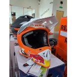 Kini-RedBull Competition L-60 Motorbike Helmet