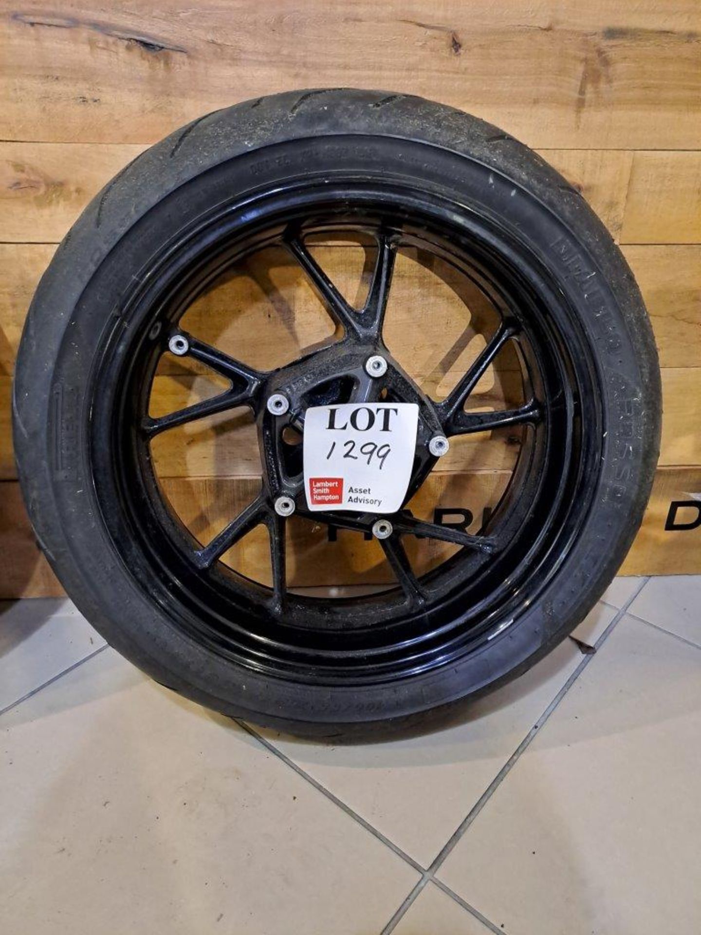 Harley Davidson 190/55-ZR17 Wheel and Tyre