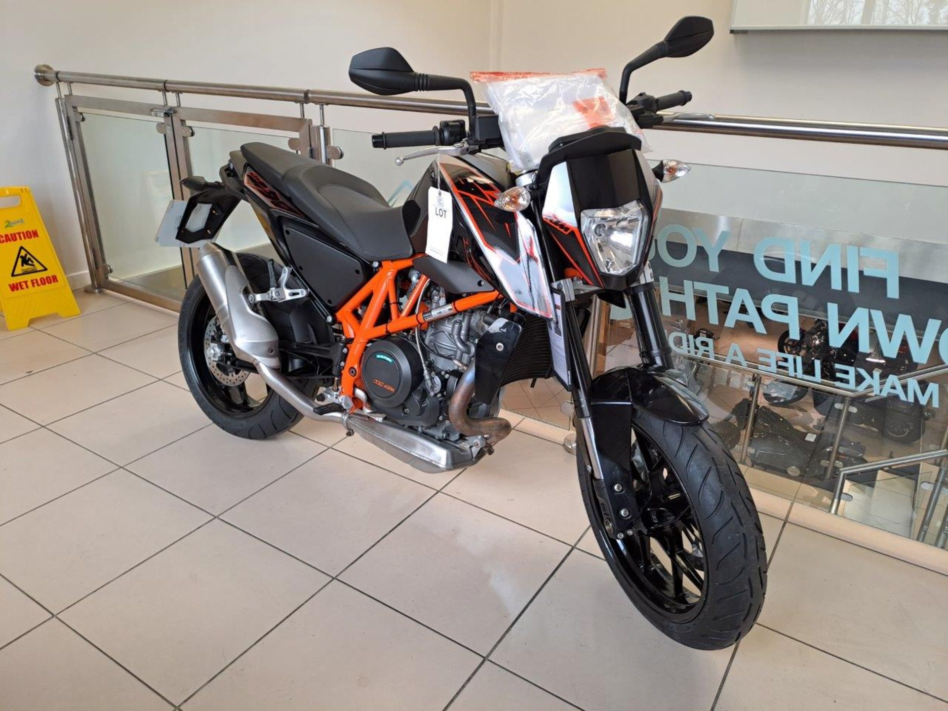 KTM Duke 690 Motorbike (May 2015) - Image 3 of 18