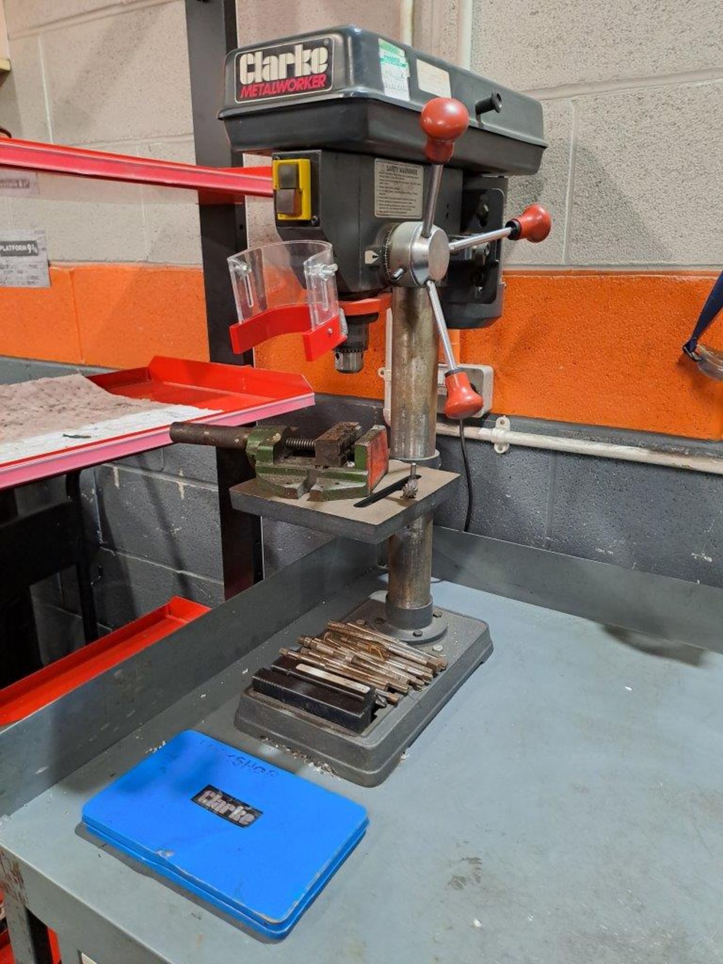 Steel Workbench with Vice, Clarke 6" Grinder and Clarke UN025 Pillar Drill - Image 5 of 7