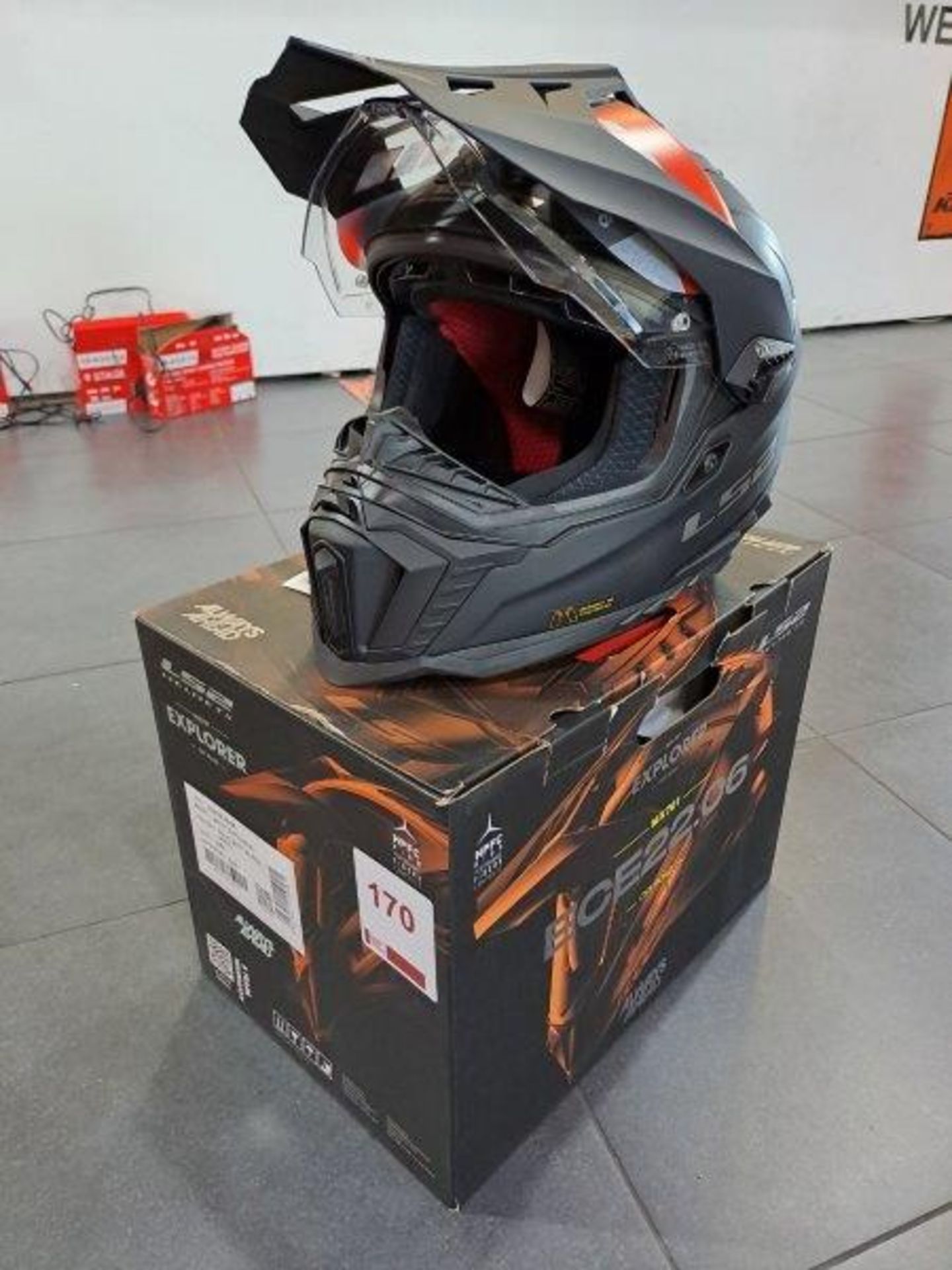 LS2 MX701 Explorer XXXL Motorbike Helmet