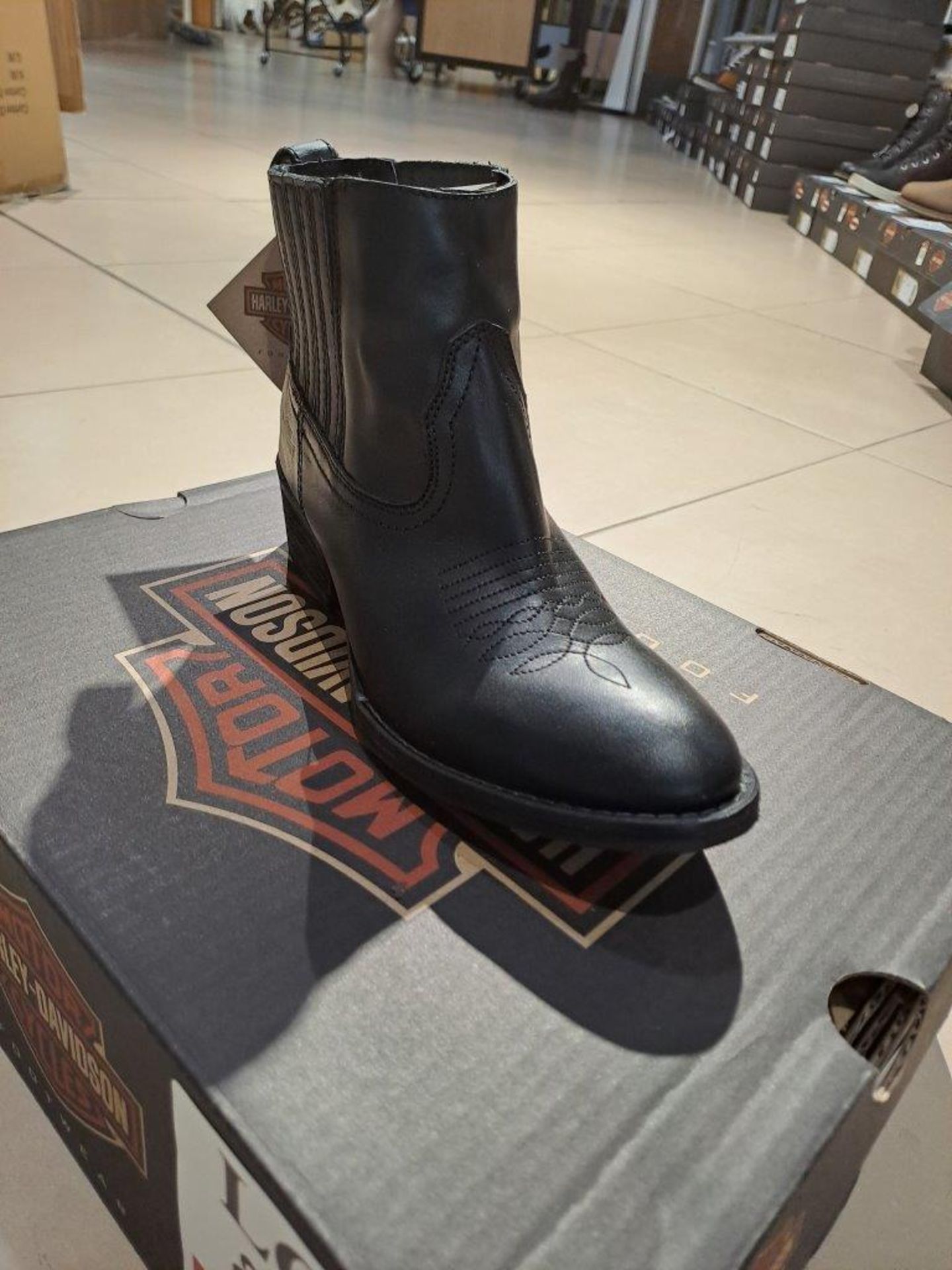 Harley Davidson Curwood Size 7.5 Womens Boots - Image 2 of 8