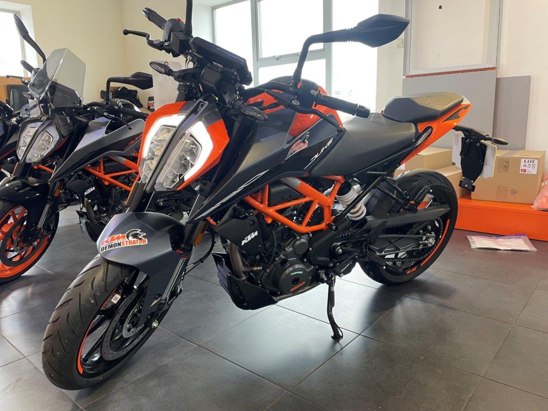 KTM Duke 390 Motorbike (September 2023) - Image 10 of 16