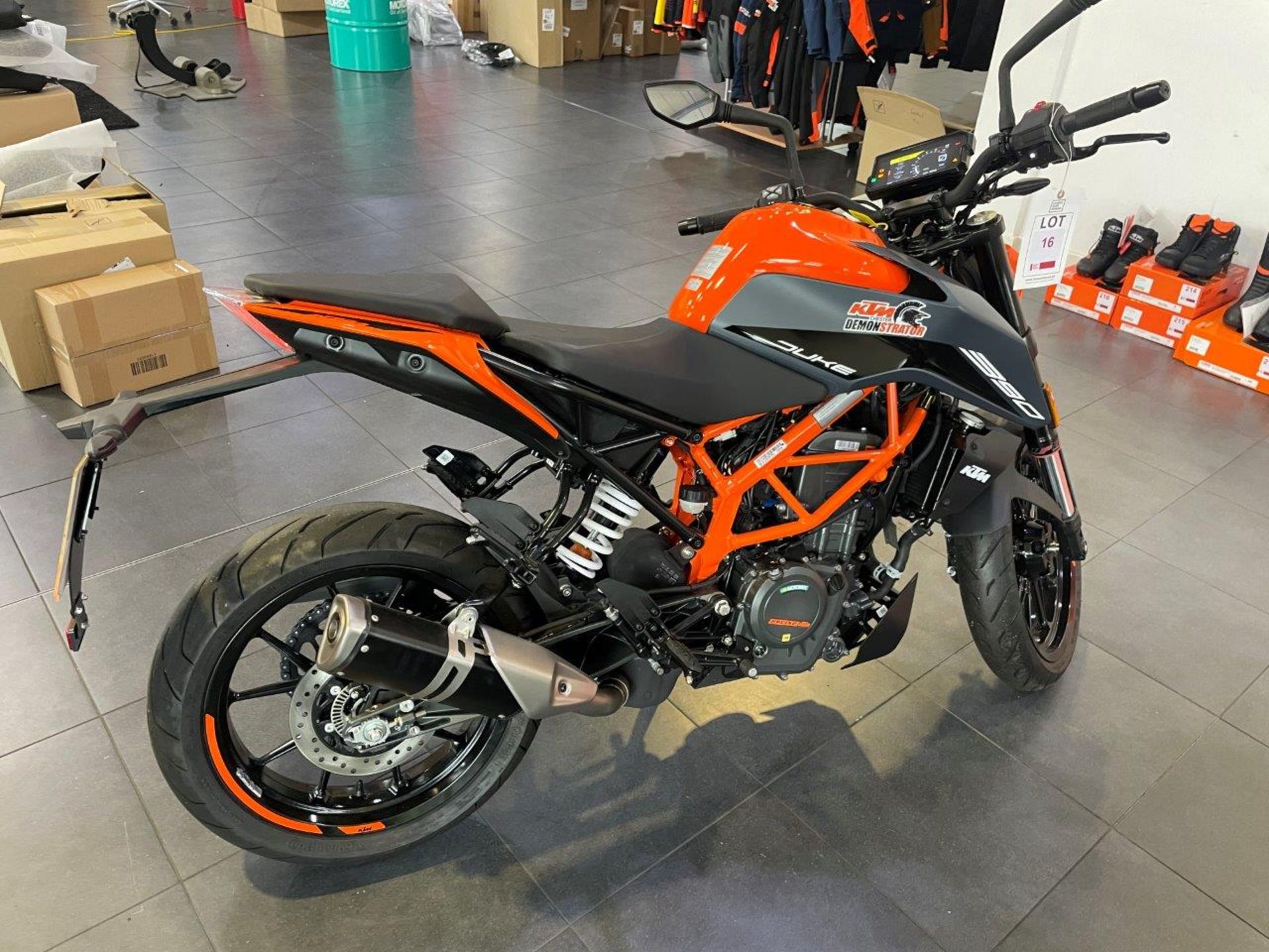 KTM Duke 390 Motorbike (September 2023) - Image 9 of 16